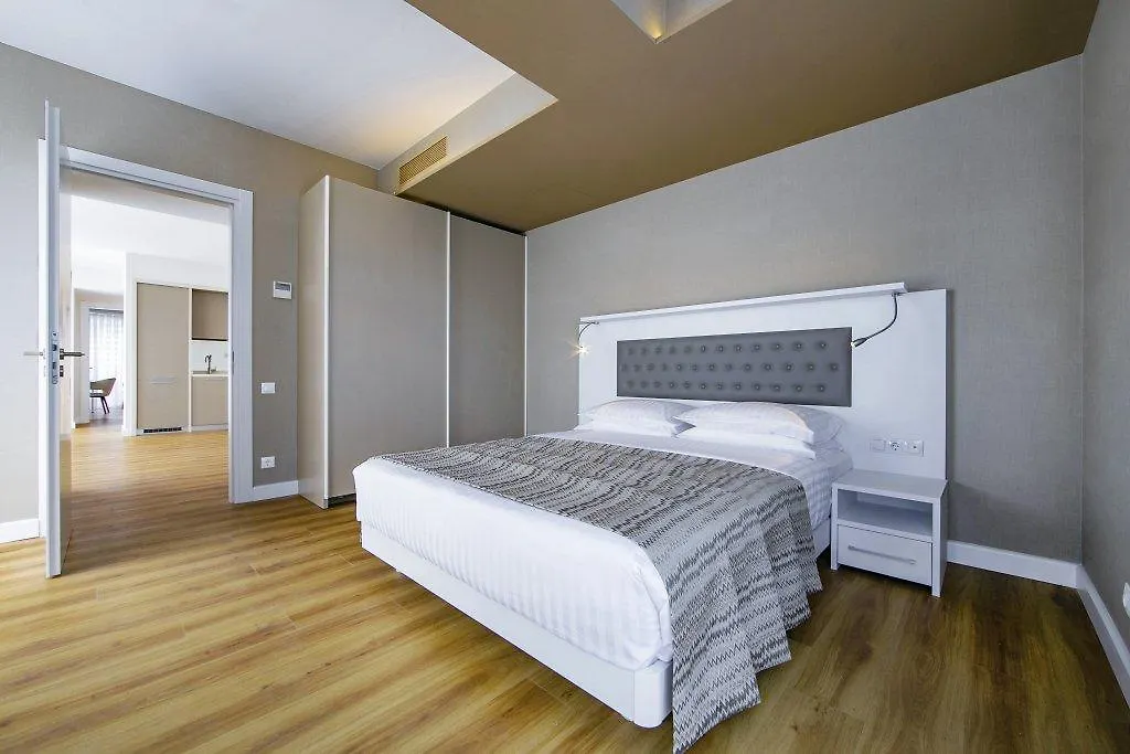 ***** Aparthotel Alliance Palace Batumi Georgia